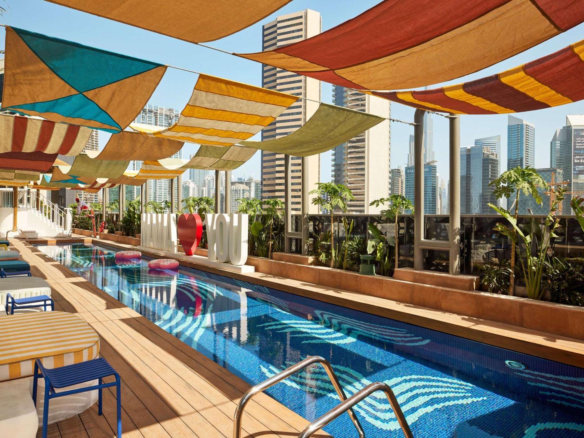 Hotel Mama Shelter Dubaj Zewnętrze zdjęcie